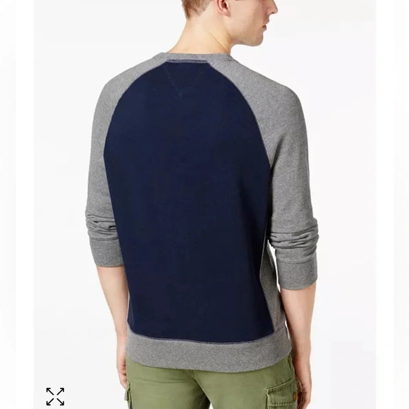 Tommy Hilfiger sweatshirt in gray and navy - Large - Picture 2 of 8